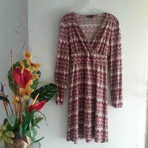 100% Silk INC Pink Brown Long Sleeves V-Neck Large Dress